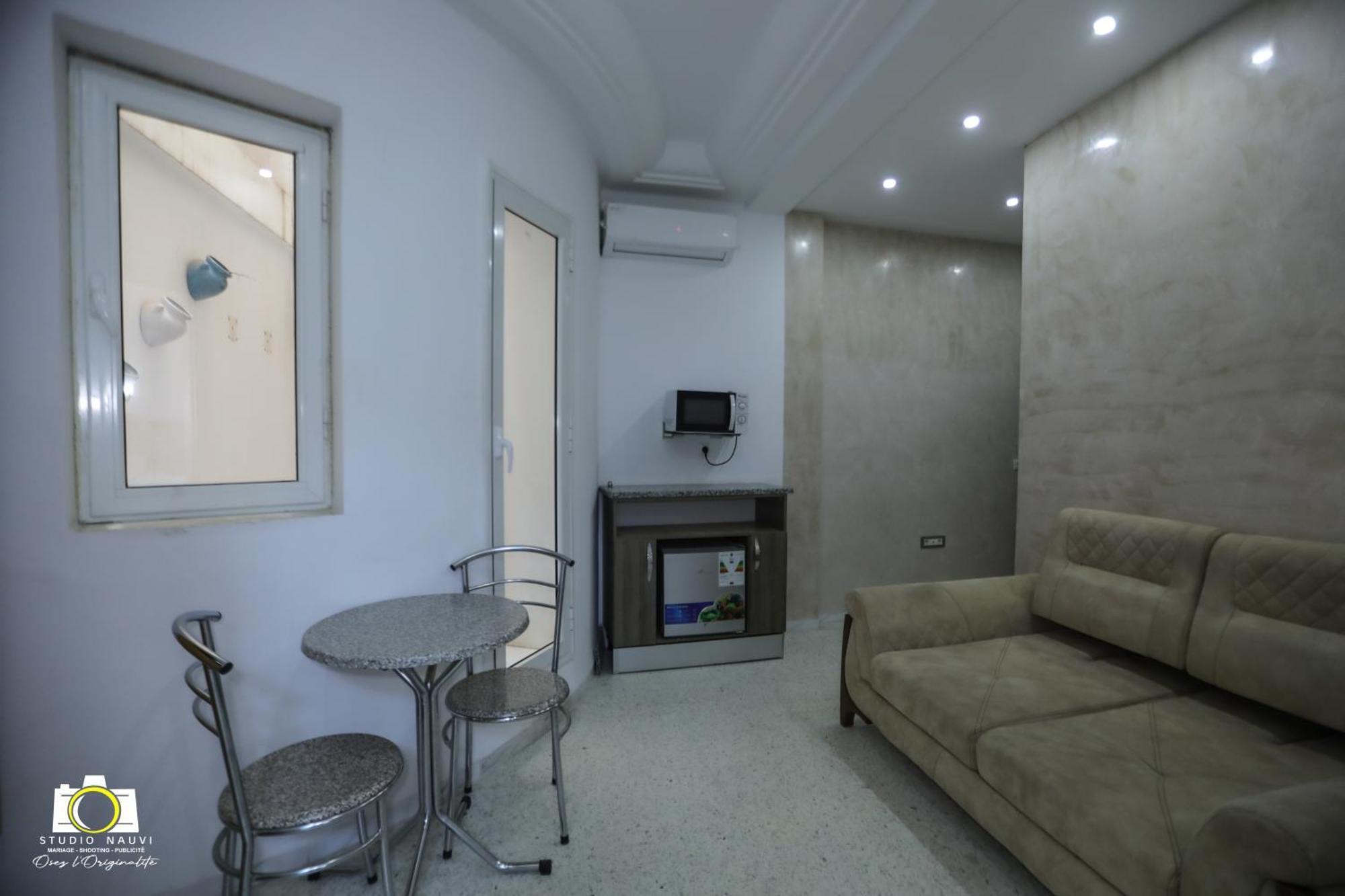 Immeuble Gazbar Apartamento Gabès Exterior foto