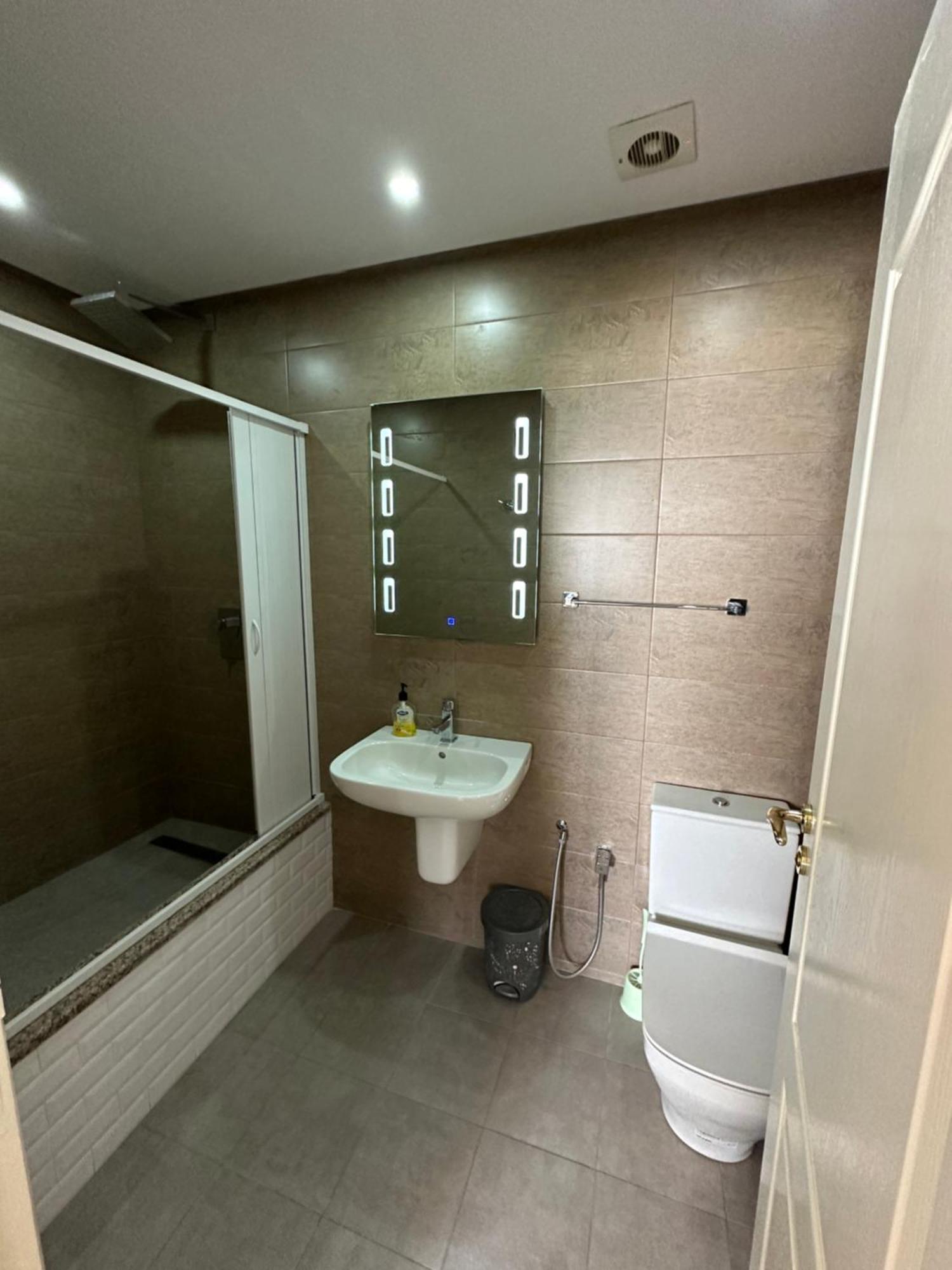 Immeuble Gazbar Apartamento Gabès Exterior foto